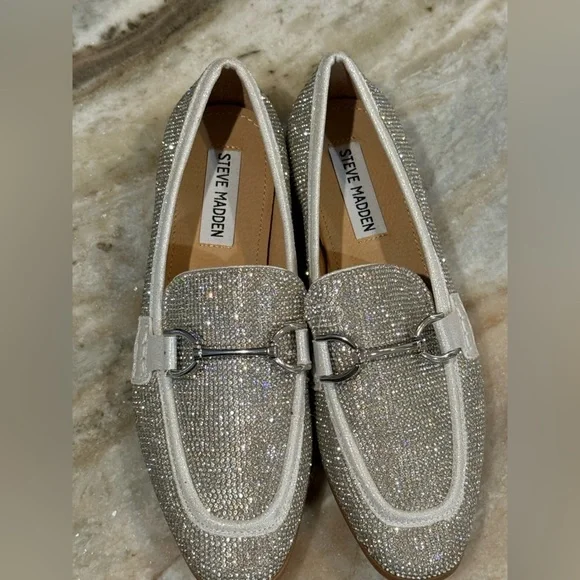 Women’s STEVE MADDEN Carrine Rhinestone loafers- Size 6 - Picture 6 of 8